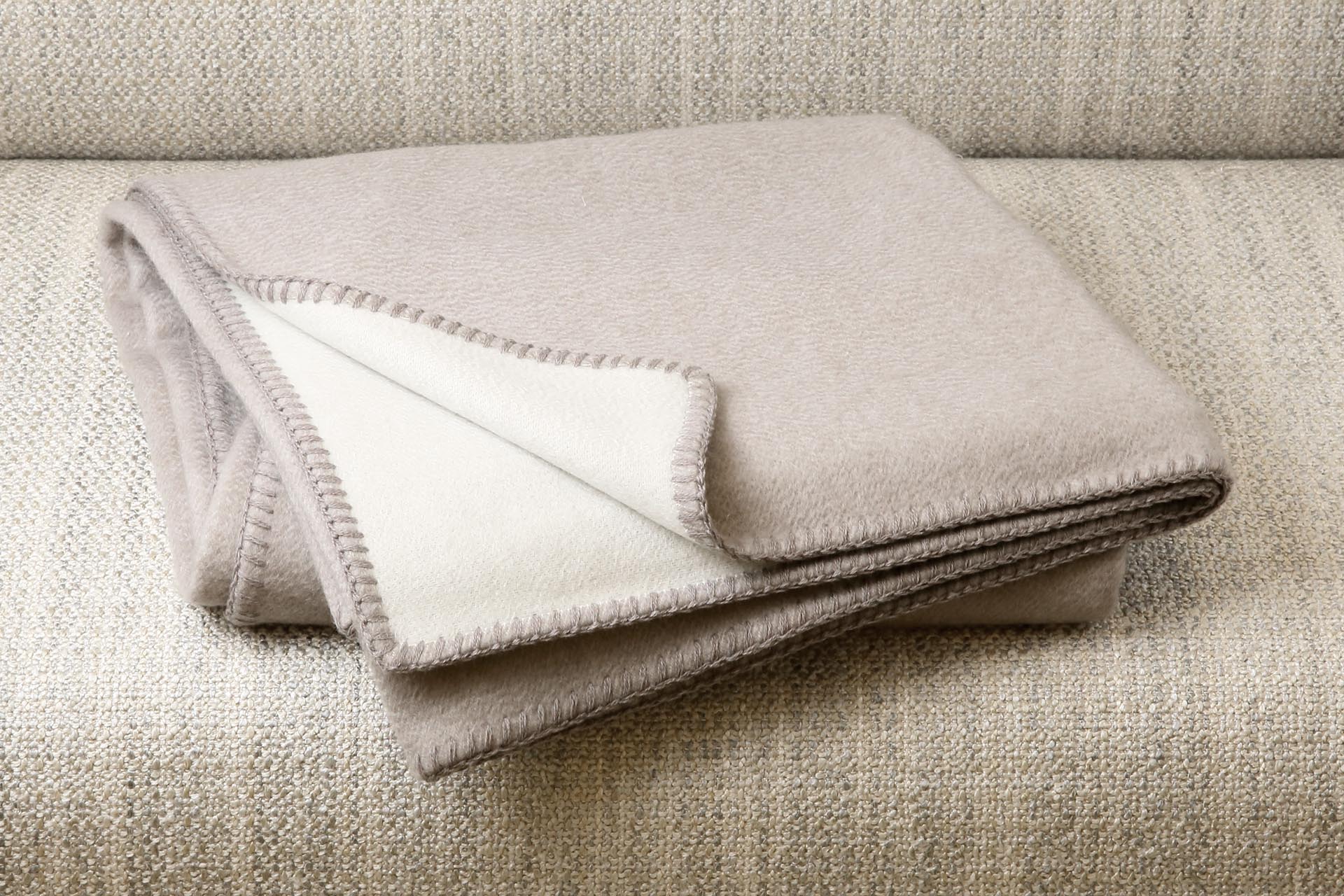 http://ebraunnewyork.com/cdn/shop/products/Whipstitch_Throw_MediumBeige.jpg?v=1605210804